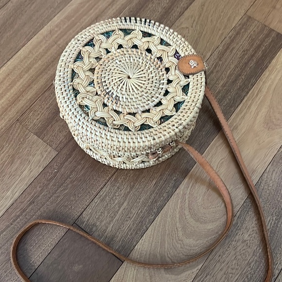 Amerii Rattan around Straw Bag - Picture 9 of 9